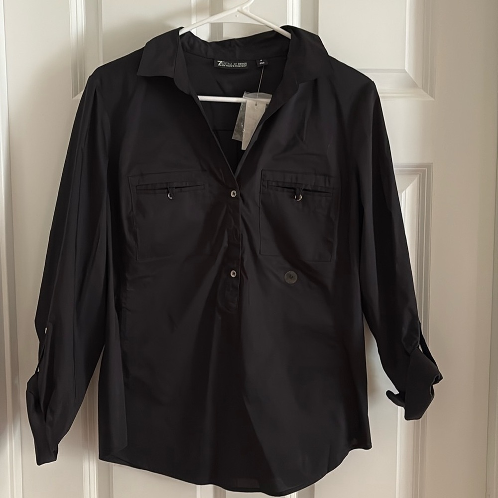 Black women’s top by NY & Company